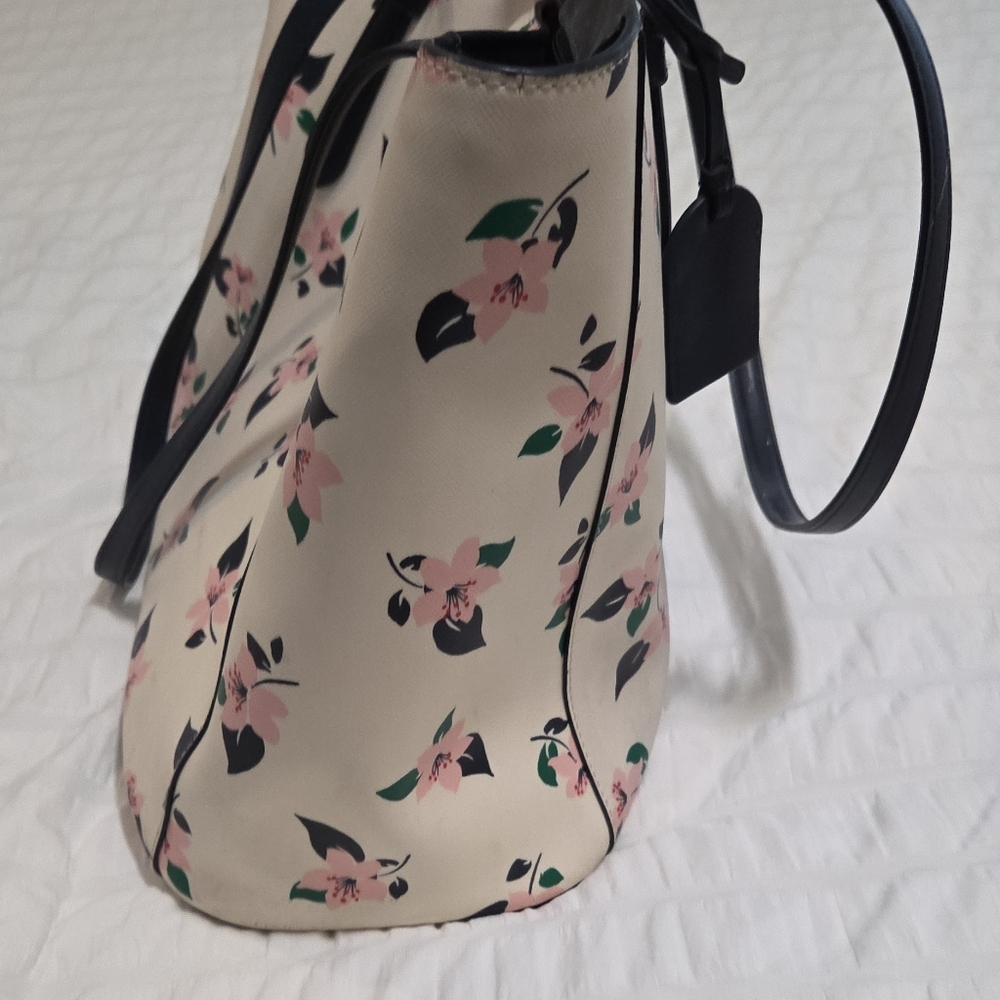 Kate Spade Cream Tote with Pink and Black Floral Design - Picture 9 of 14